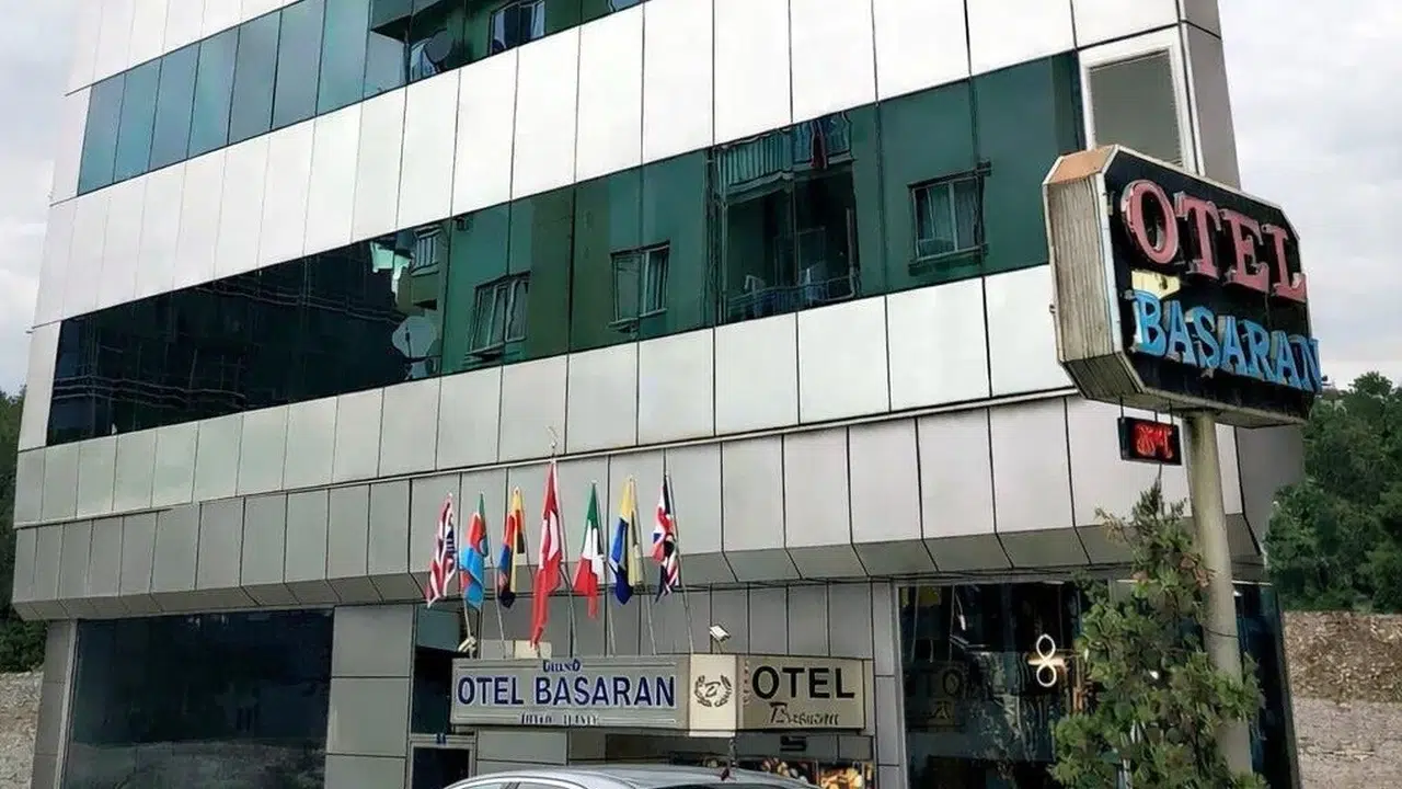 Bilecik’te otelciler isyanda: İtfaiye raporu yerine imar engeli sektörü bitiriyor