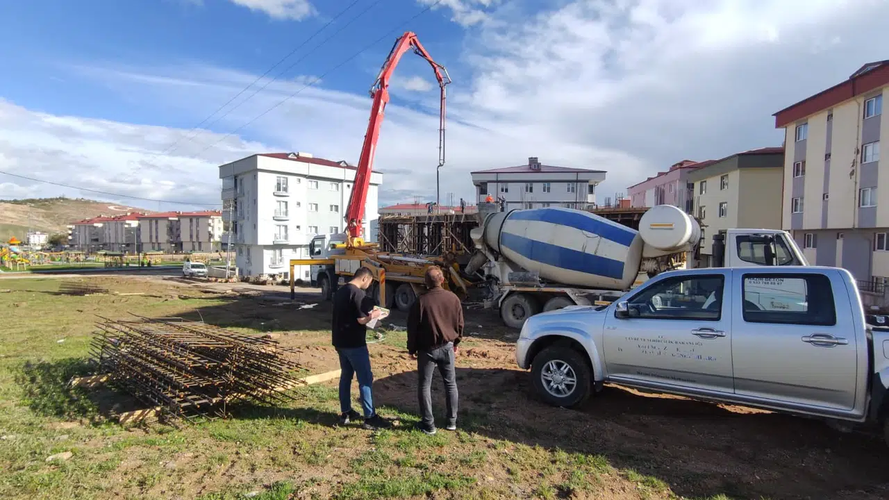 Bayburt’ta güvenli yapı seferberliği: Beton tesisleri mercek altına alındı