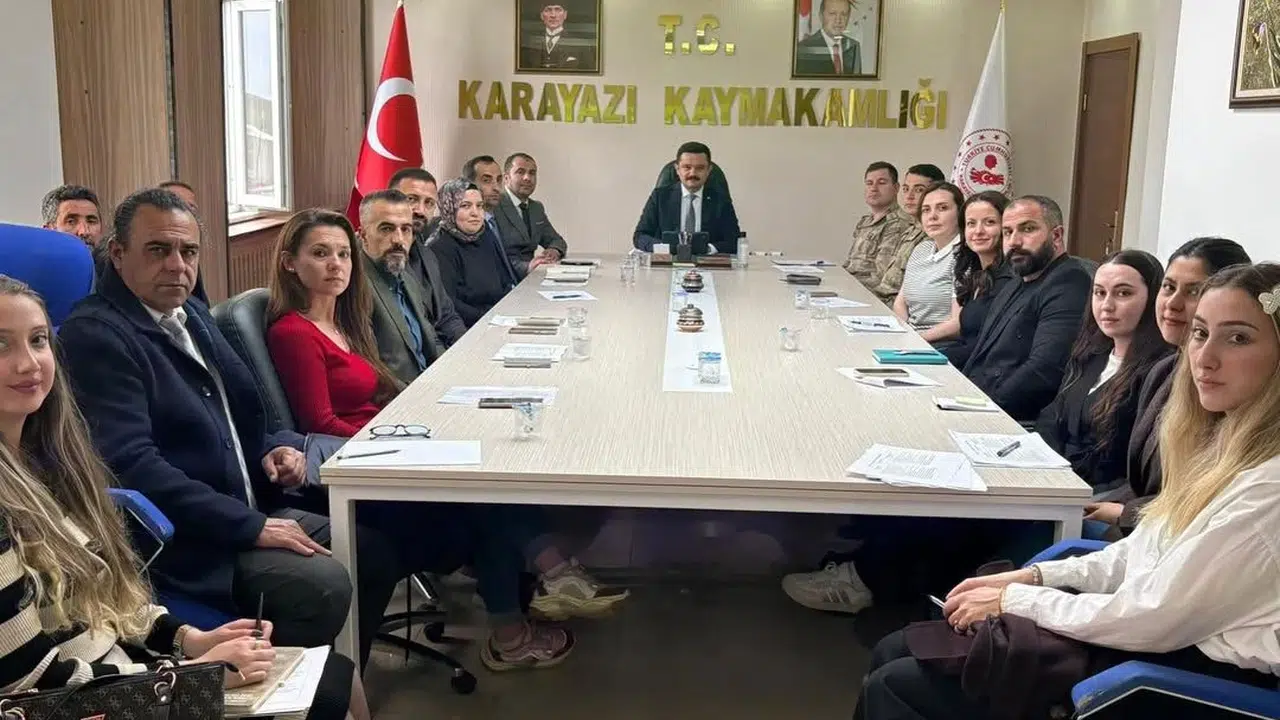 Erzurum’un doğasında bahar müjdesi: Karayazı’da ters lale heyecanı başlıyor