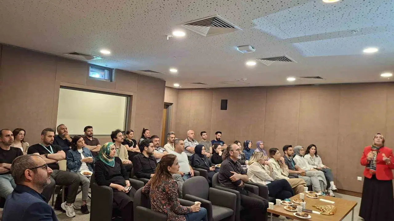 Sağlıkta kritik eğitim: İntihar vakalarına karşı uzman elinden stratejik müdahale