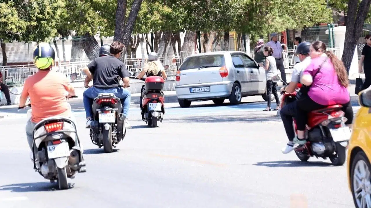 Muğla trafiğinde dengeler değişti: Otomobilleri tahtından eden motosikletler zirveye yerleşti