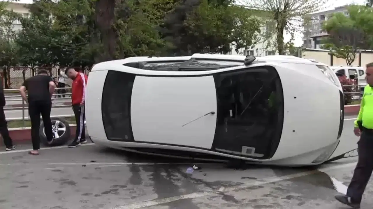 Siirt’te korkutan kaza: Kontrolden çıkan otomobil takla attı, 3 kişi hastanelik oldu