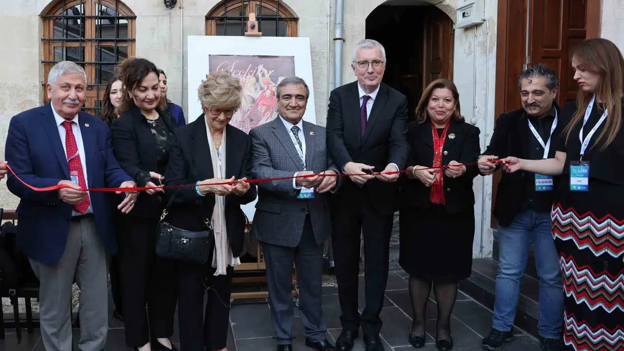 Gaziantep’in tarihi dokusunda sanat rüzgarı: Doç. Dr. Atiye Güner’in eserleri Bey Mahallesi’nde buluştu
