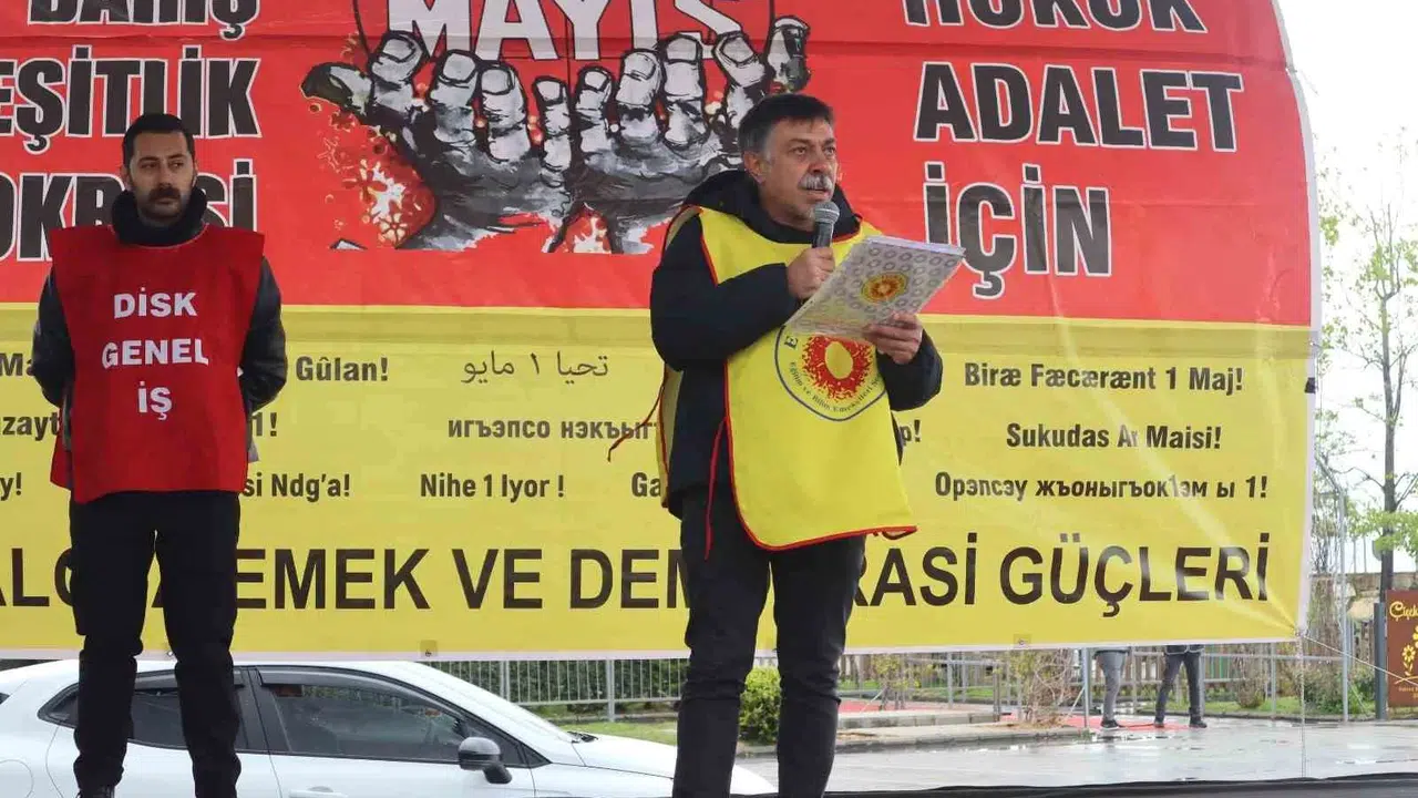 Yalova sokakları 1 Mayıs coşkusuyla yankılandı: Emekçiler hakları için meydanlara indi