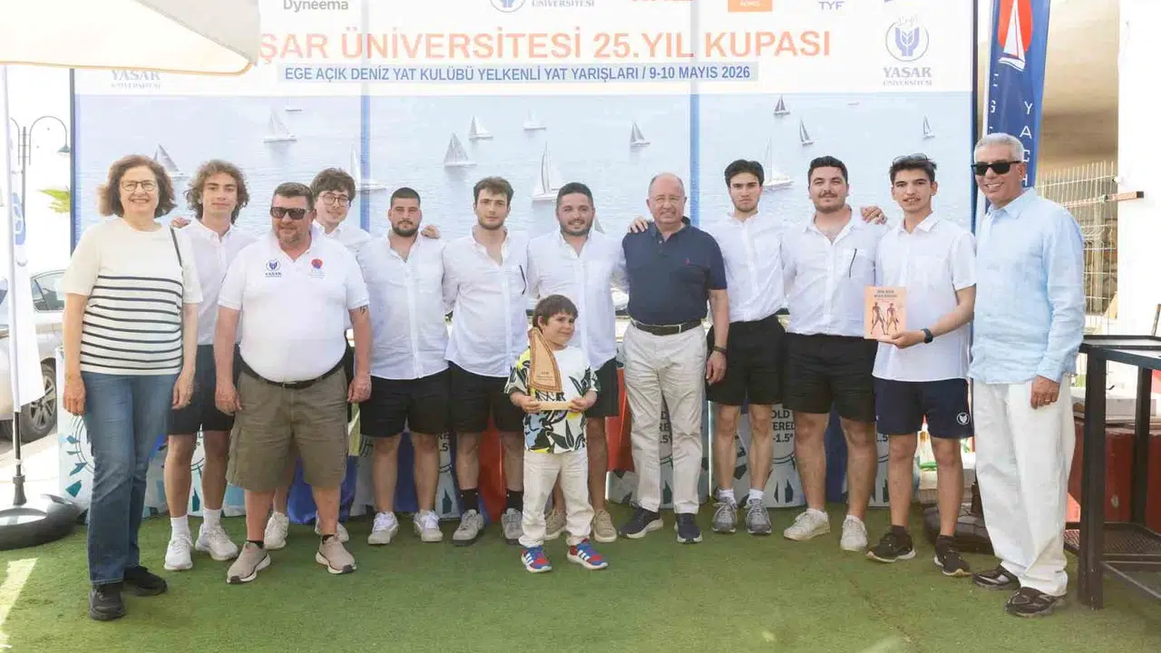 Denizlerin şampiyonu Yaşar Üniversitesi: 25. yıla kupa ile damga vurdular