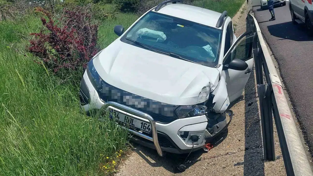Direksiyon başında gelen uyku faciaya davetiye çıkardı: TEM Otoyolu'nda korkutan kaza