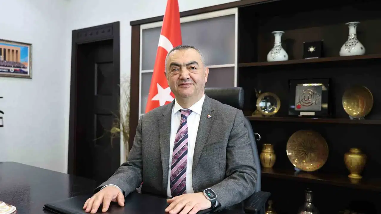 Başkan Büyüksimitci'den anlamlı mesaj: Geleceğin mimarı annelerimizdir