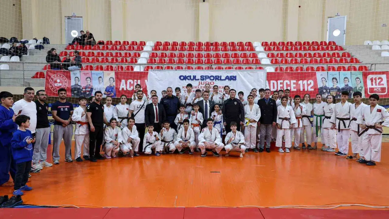 Bilecik’te judo rüzgarı: Geleceğin şampiyonları minderde devleşti
