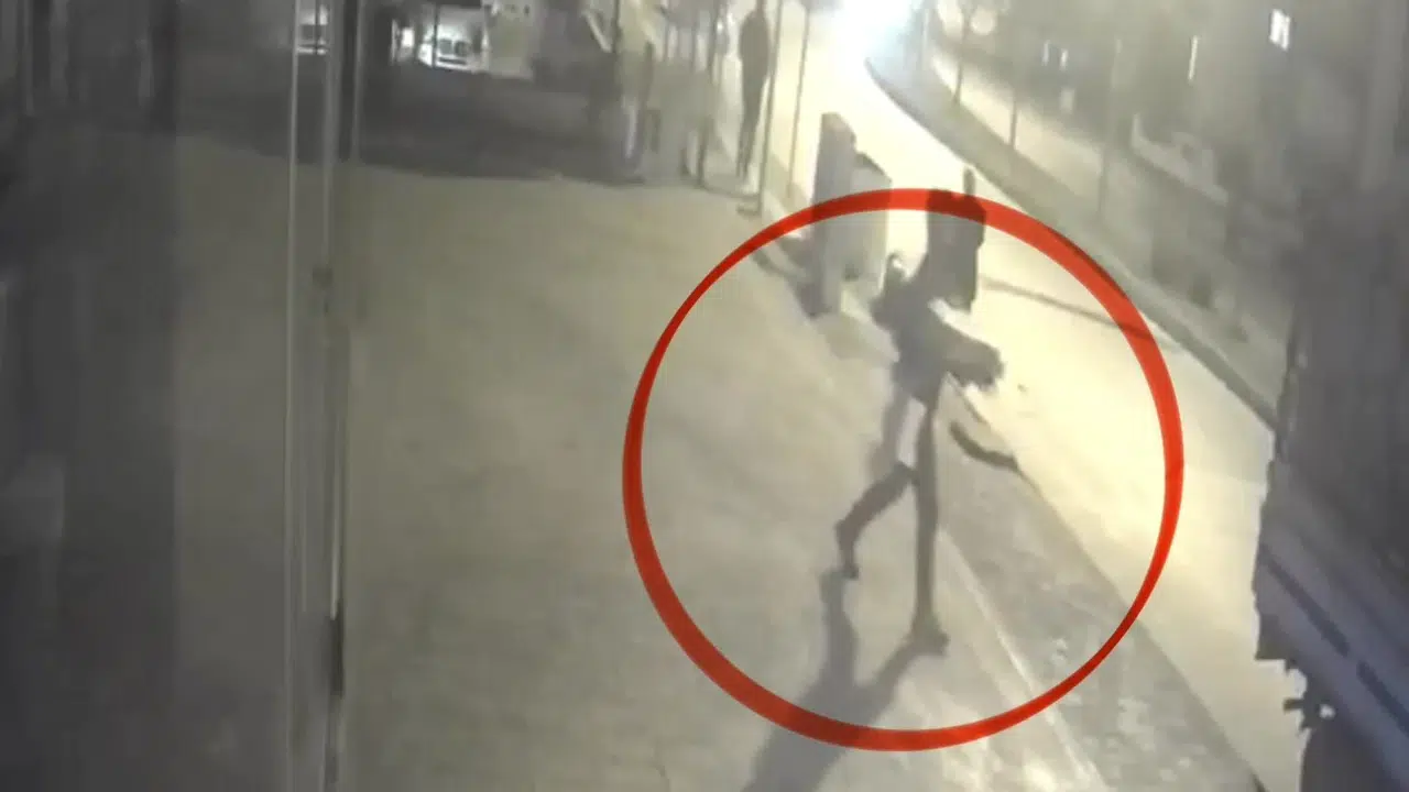 Hırsıza  getir şikayetçi olmayayım  demişti: Çağrısı karşılık bulmadan polis yakaladı