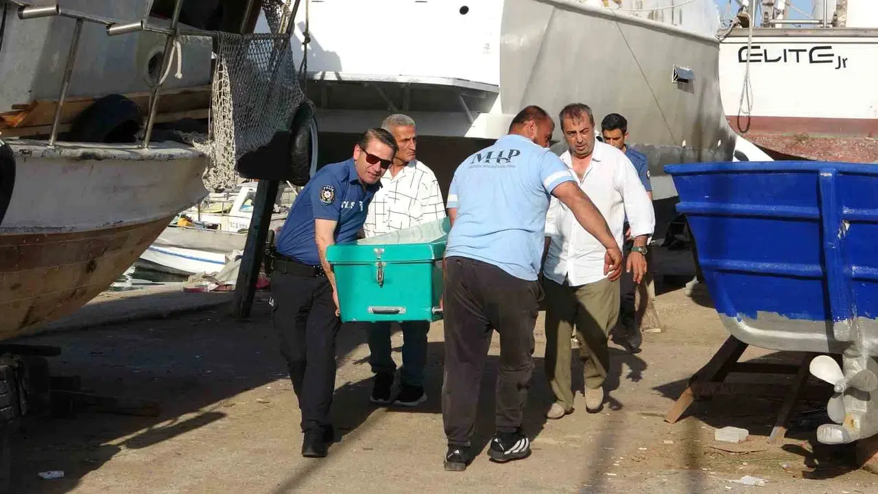 Mersin'de acı haber: Balıkçı barınağında cansız beden bulundu