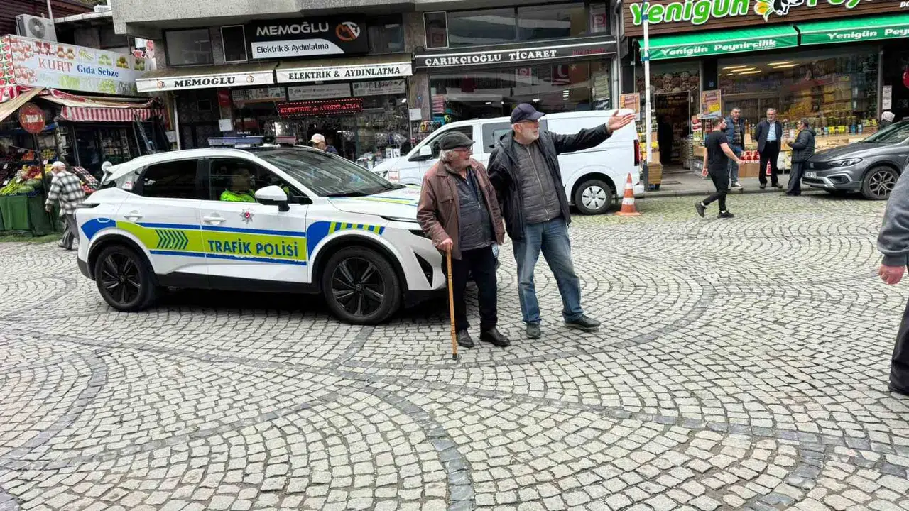 Ömürlük sevda kaza anında da bozulmadı: Hastane odasında el ele verdiler