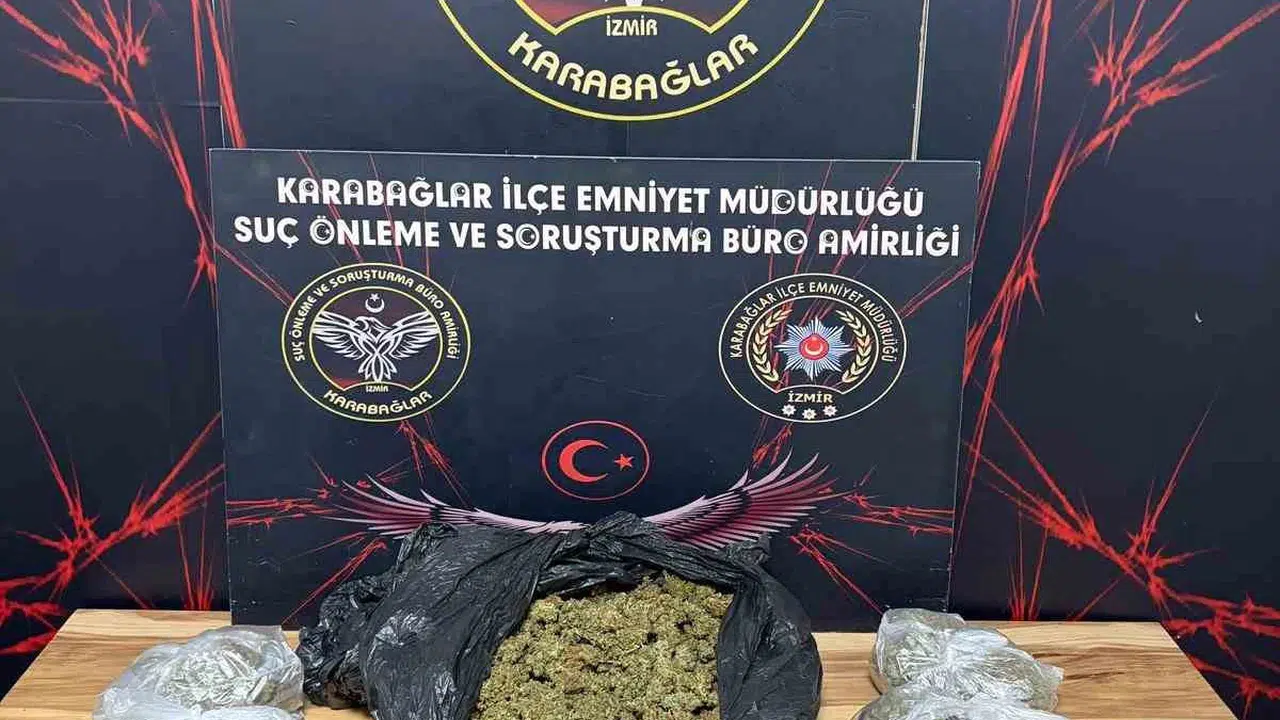 İzmir sokaklarında nefes kesen takip: Motosikletli zehir tacirleri kıskıvrak yakalandı