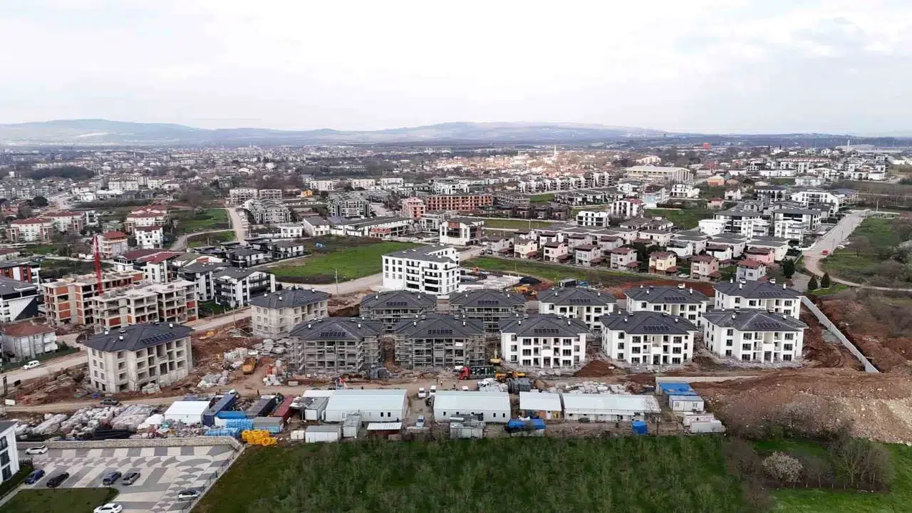 Ev sahibi olma hayali kuranlar akın etti: Kartepe’deki yeni projeye 24 saatte rekor başvuru