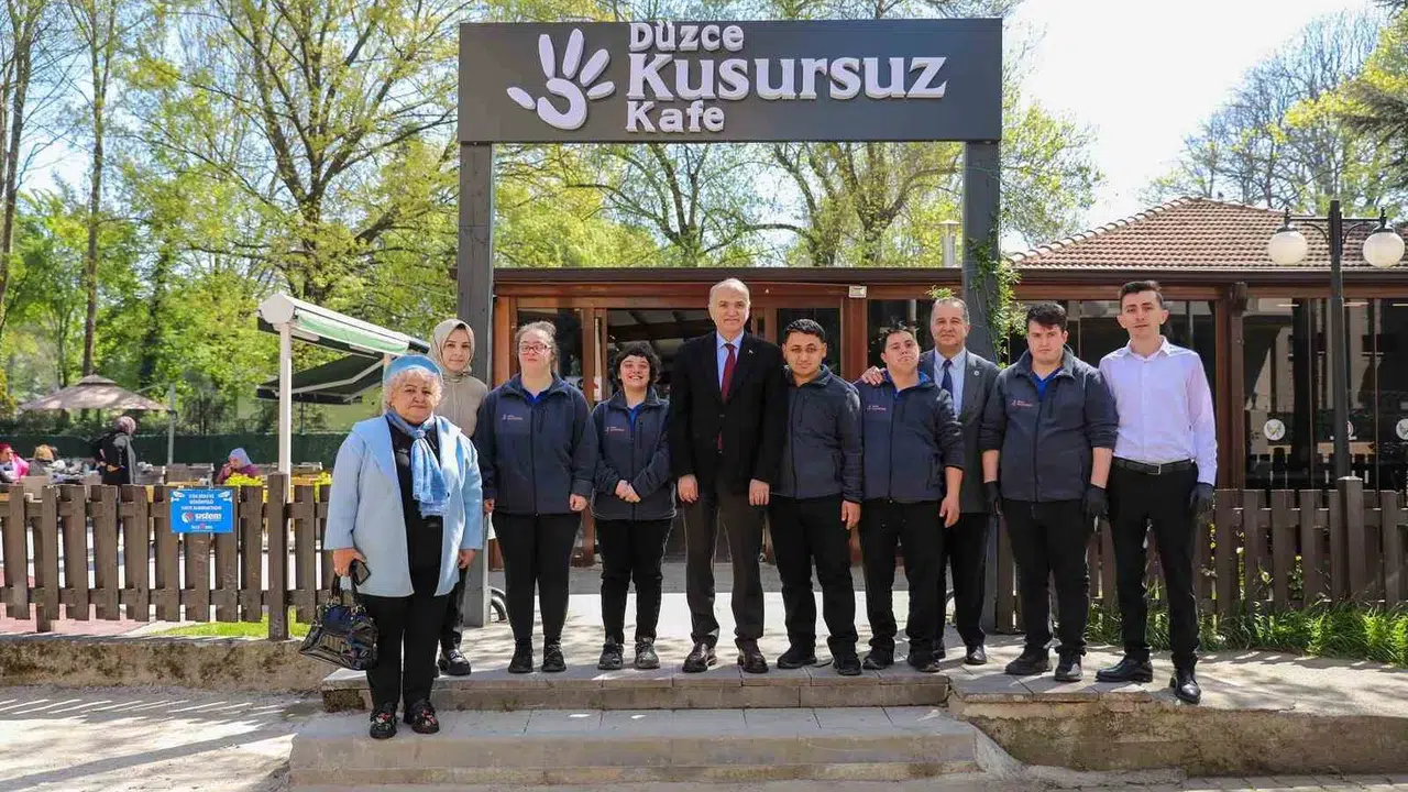 Düzce'de engelleri aşan dayanışma: Başkan Özlü'den kapsayıcı şehir vurgusu