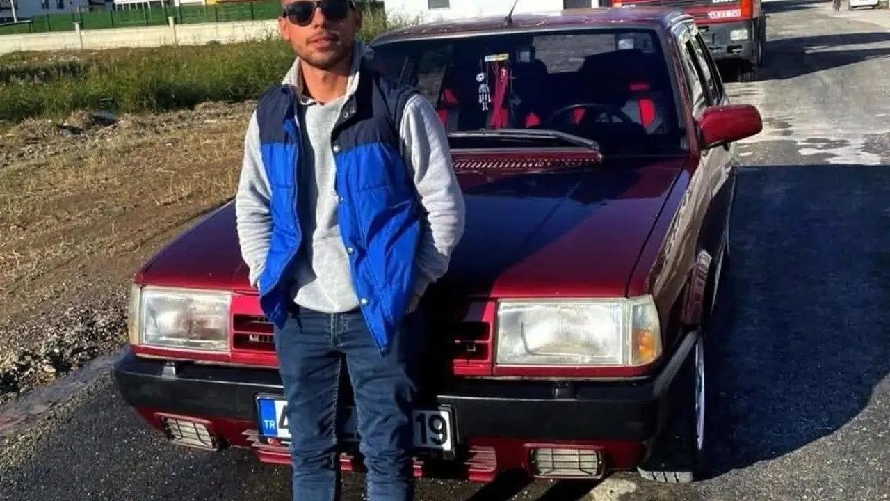 Torbalı'da gece yarısı dehşeti: Genç sürücü virajı alamadı, araç hurdaya döndü