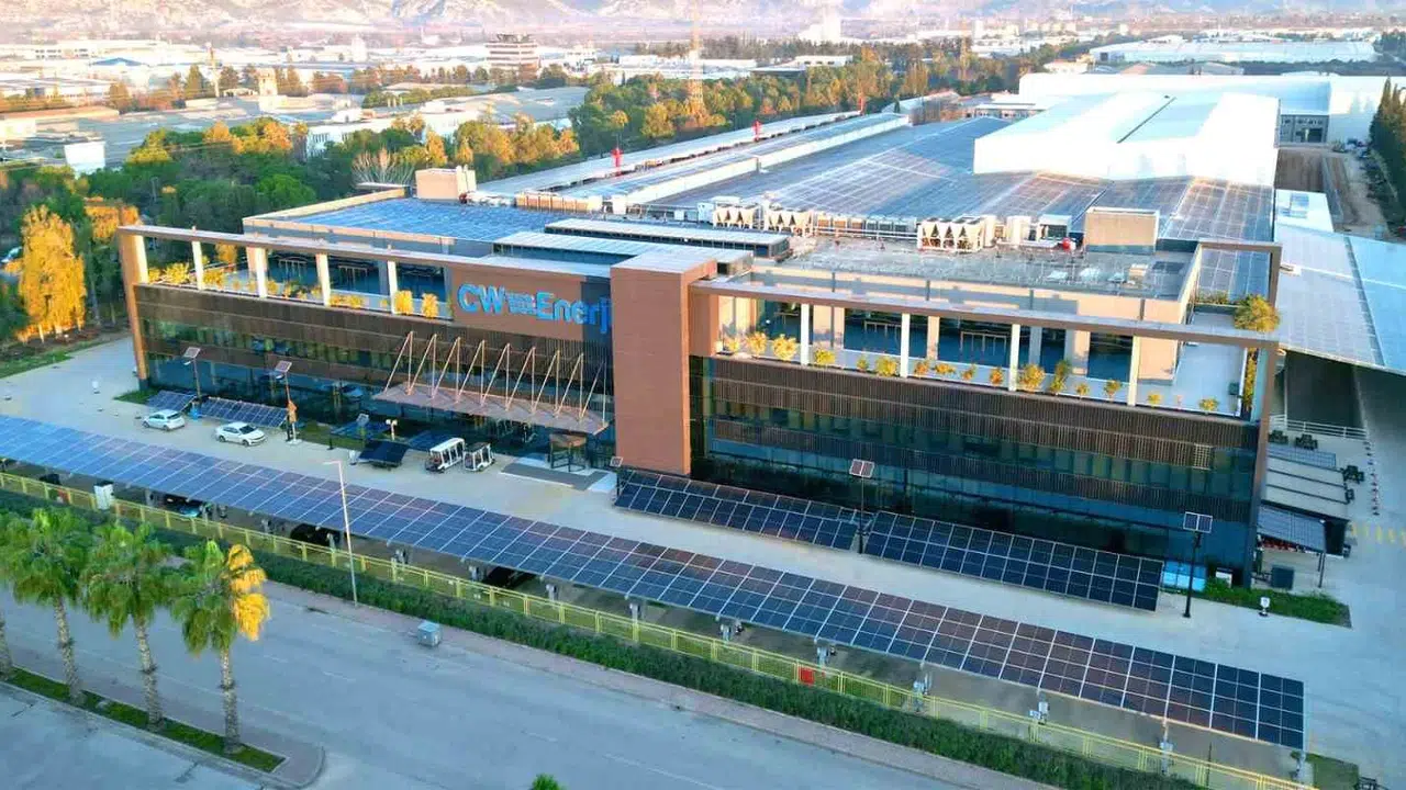 Priz arama derdi bitti: Doğa tutkunları için güneş enerjisinde yeni dönem