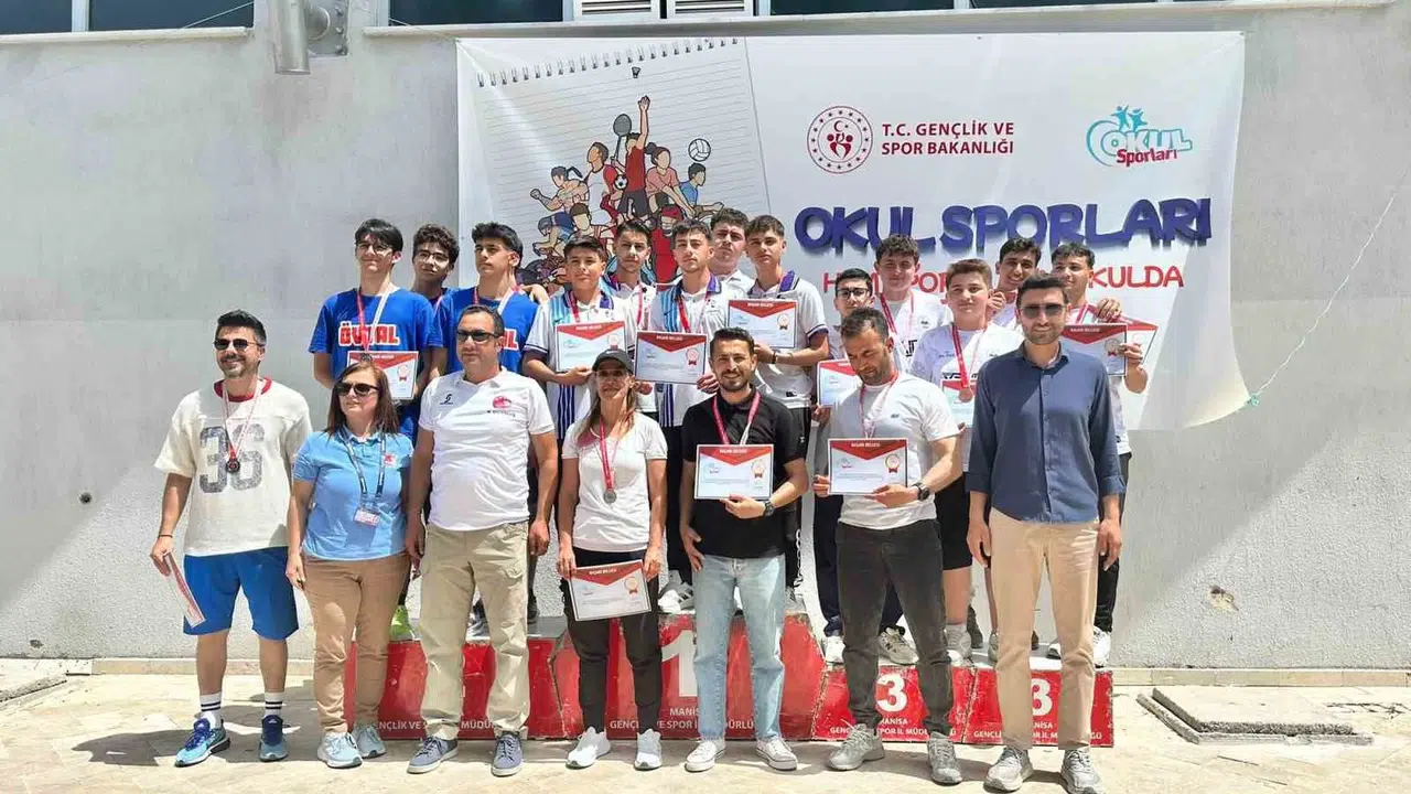 Akhisar’da Bocce rüzgarı: 510 genç sporcu Türkiye Şampiyonası için ter döktü