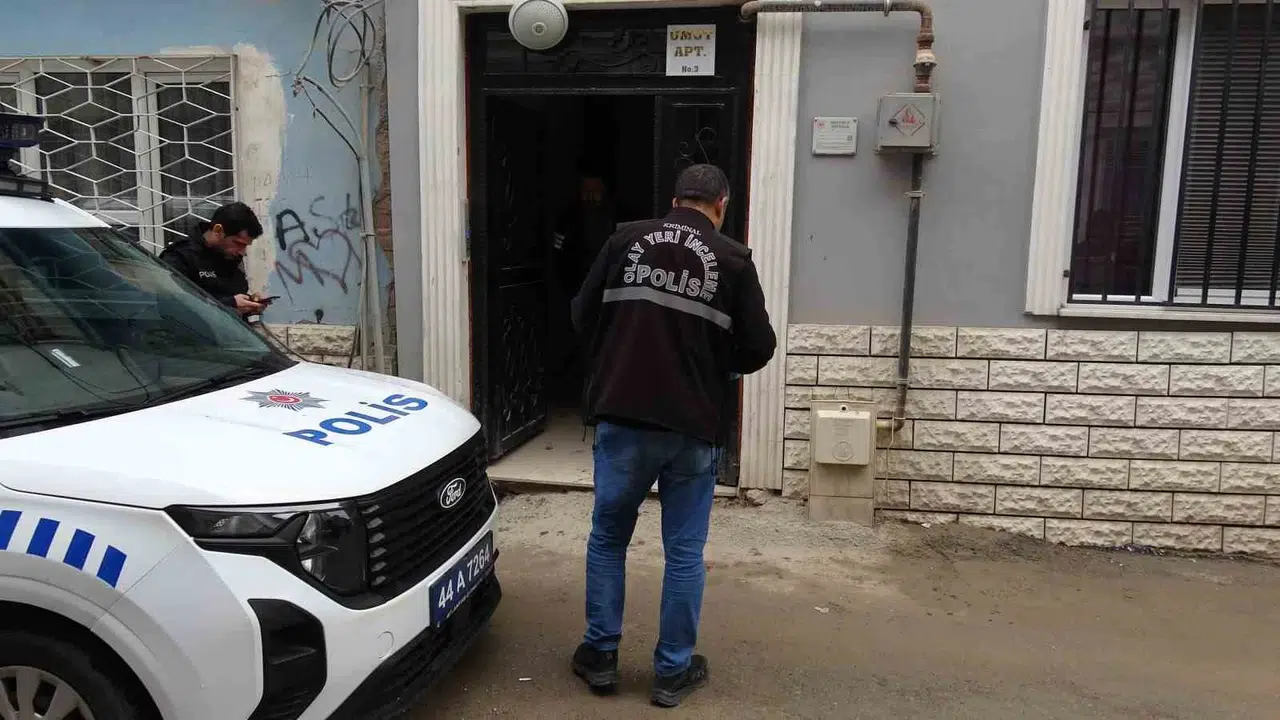 Malatya’da dehşet anları: Evinde oturan genç kadına kurşun yağdırdılar