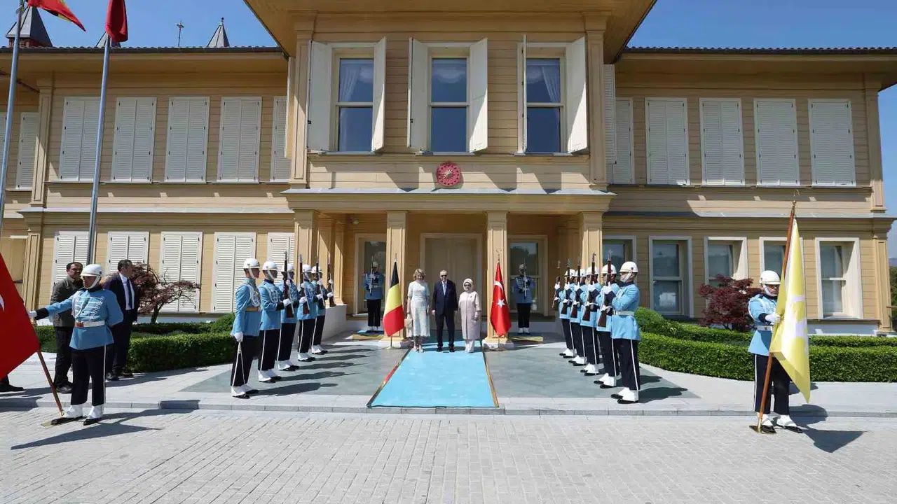 Vahdettin Köşkü’nde kritik zirve: Erdoğan ve Kraliçe Mathilde’den stratejik iş birliği mesajı