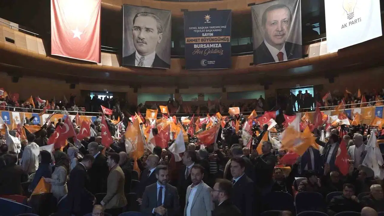 AK Parti’de koltuk değil dava vurgusu: Görevler sadece birer araçtır