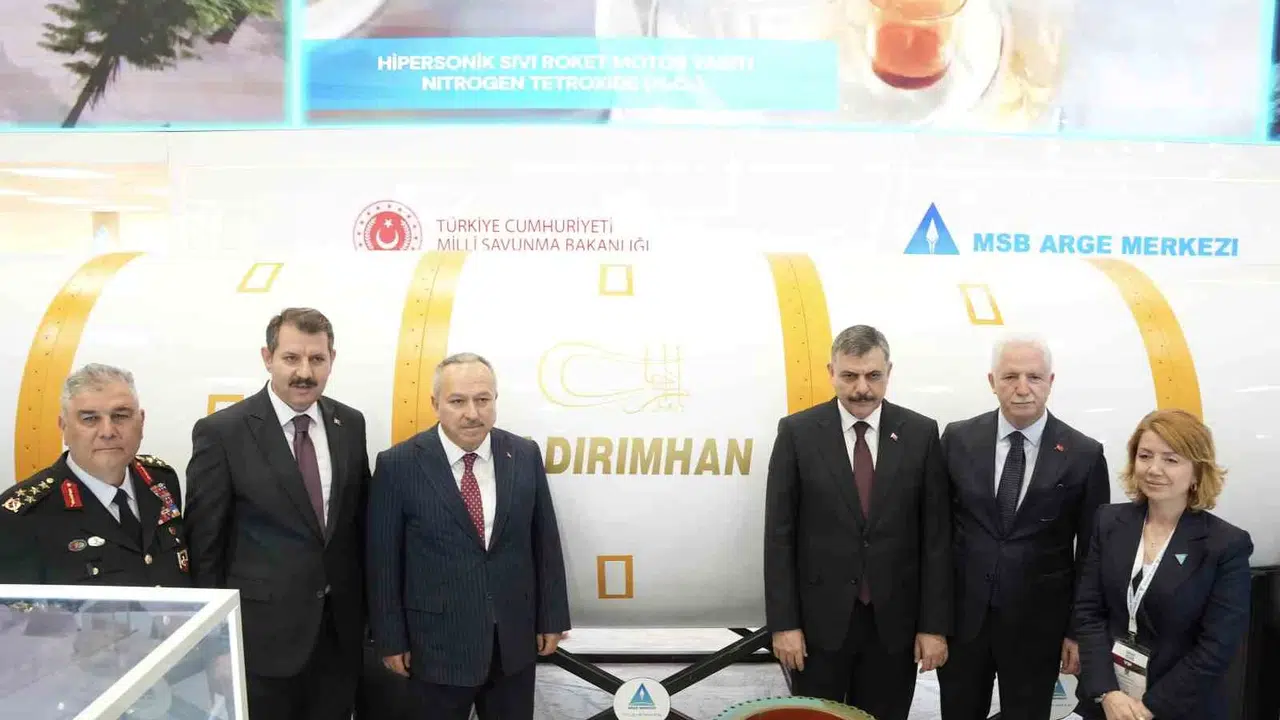 Savunma sanayiinde yerli gurur: Bakan Çiftçi SAHA EXPO’da teknoloji üssünü denetledi