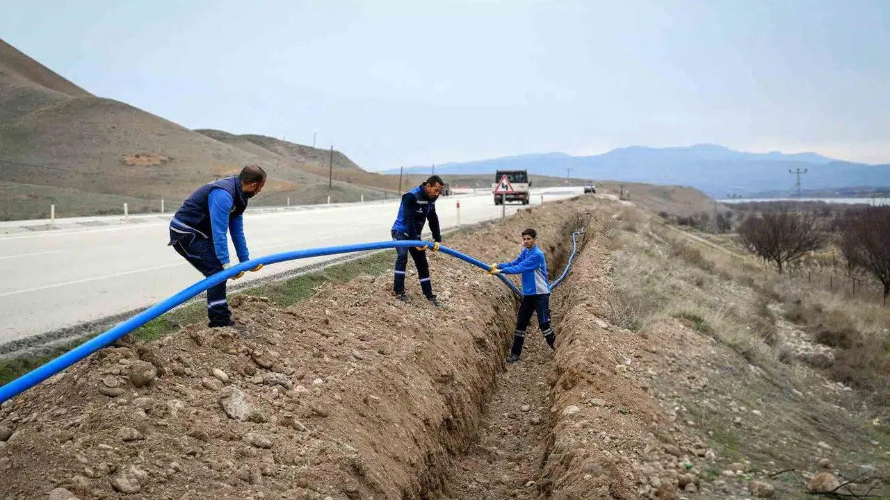 Yazıhan’da kronik su çilesi bitti: 2 bin 700 metrelik dev yatırım tamamlandı