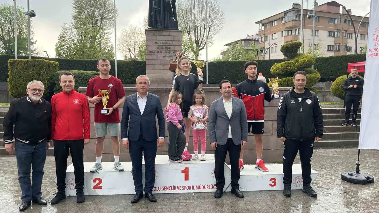 Bolu'nun vefalı evlatları  Baba ları için sahaya indi: 37. Şükran Günleri büyük bir coşkuyla başladı