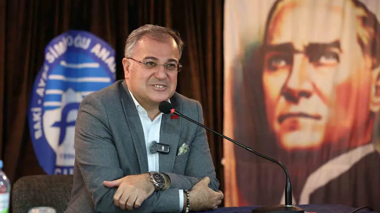 Geleceğin mimarlarıyla aynı sofrada: Başkan Özdoğan gençlerin hayallerine ortak oldu