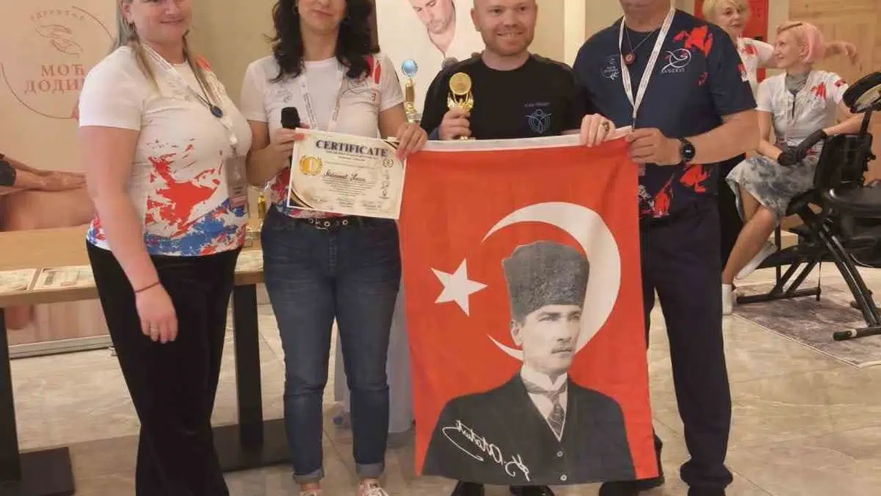 Sırbistan’da tarih yazdı: İzmirli terapistten dünyaya meydan okuyan başarı