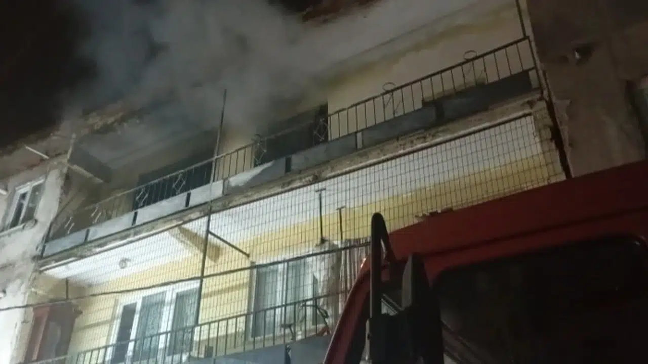 Bursa'da sabahın ilk ışıklarıyla kabus: 3 katlı binada alevler yükseldi
