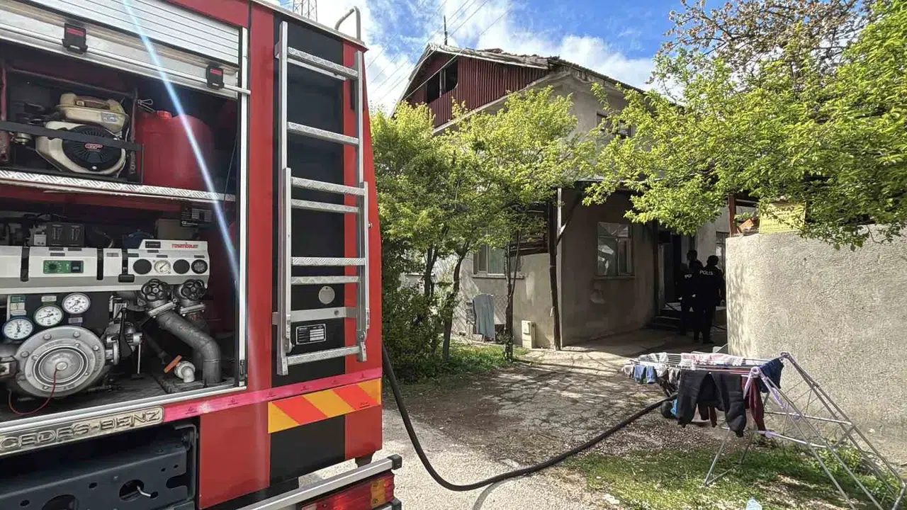 Bolu'da korkutan yangın: Komşuların dikkati faciayı önledi