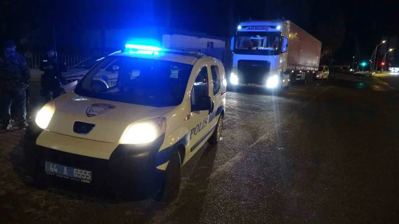 Malatya’da şüpheli ölüm: Yol kenarında can veren Hamit Kalay’ın sırrı çözülmeye çalışılıyor