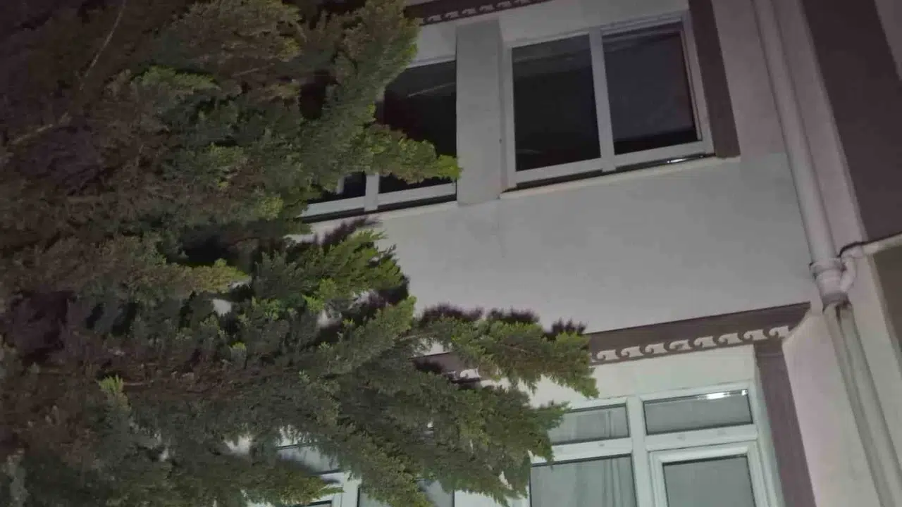 Göz göre göre gelen felaket: İtfaiyeye  su sıkın  dediler, dinletemediler