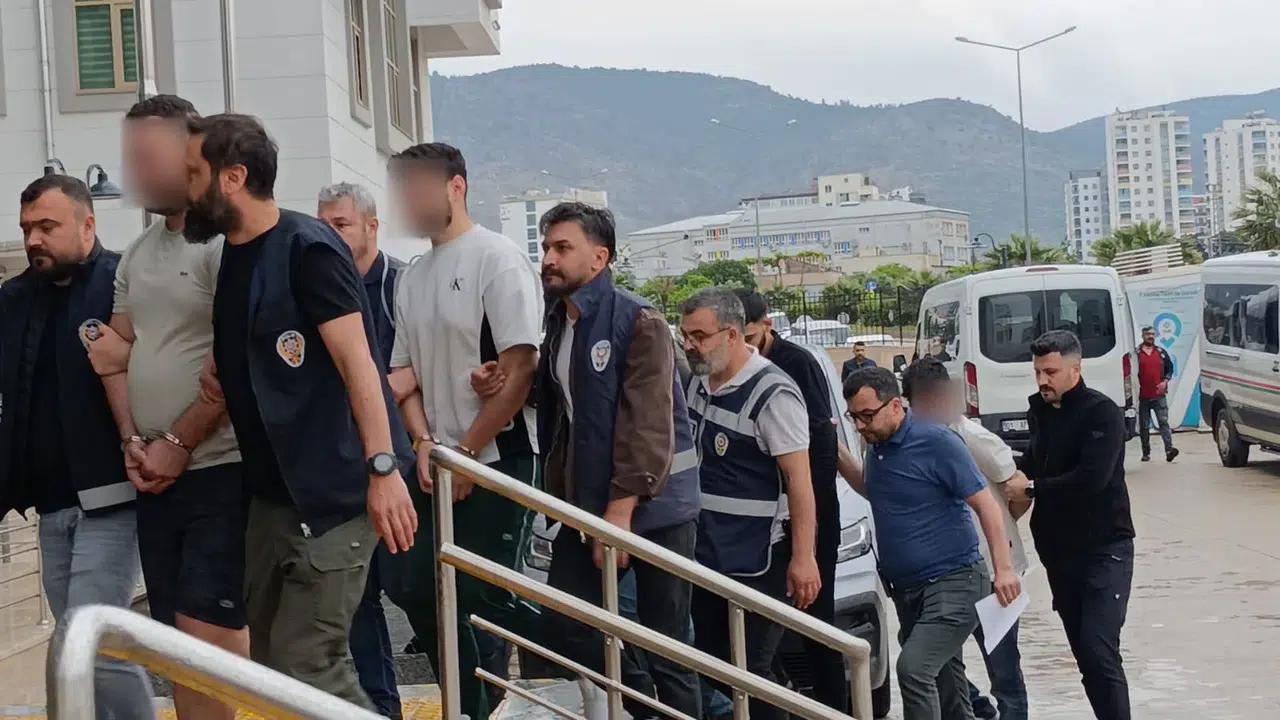Kozan’da kan donduran infaz: Alkol masasında başlayan tartışma ölümle bitti