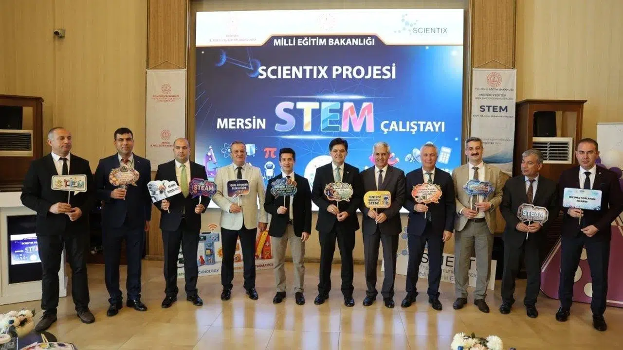 Mersin eğitimde vites yükseltti: 100 öğretmen geleceğin sınıflarını tasarlamak için bir araya geldi