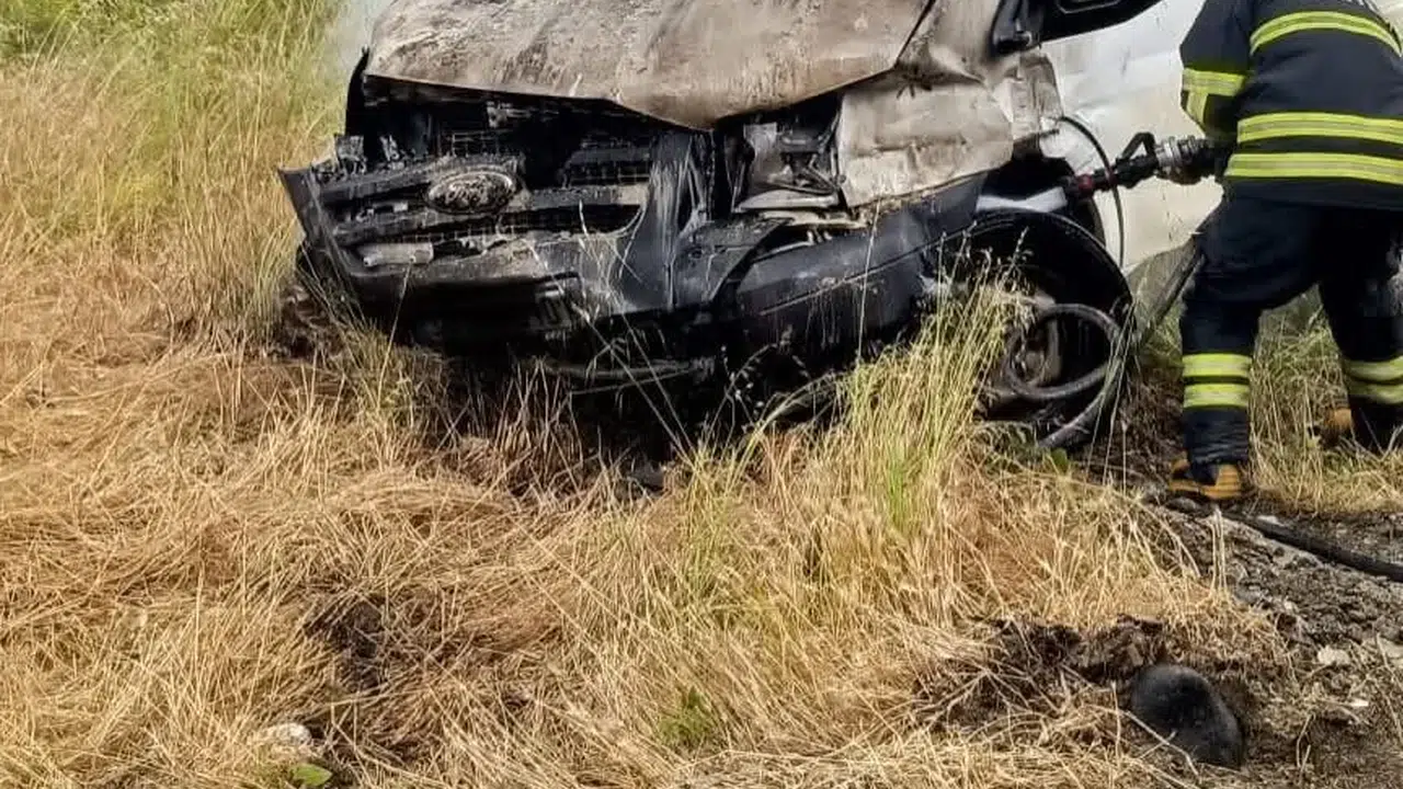 Hatay’da korku dolu anlar: Seyir halindeki araç bir anda alev topuna döndü