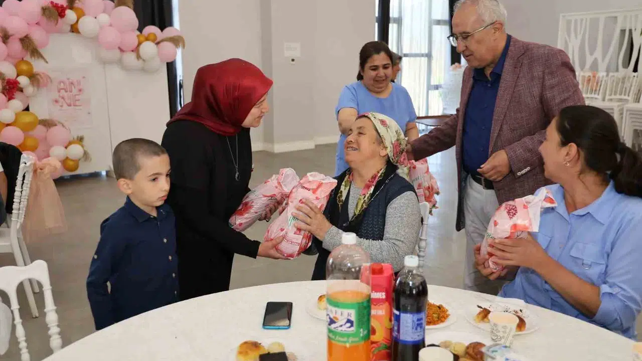 Çameli’de Anneler Günü coşkusu: Başkan Arslan’dan duygusal mesaj