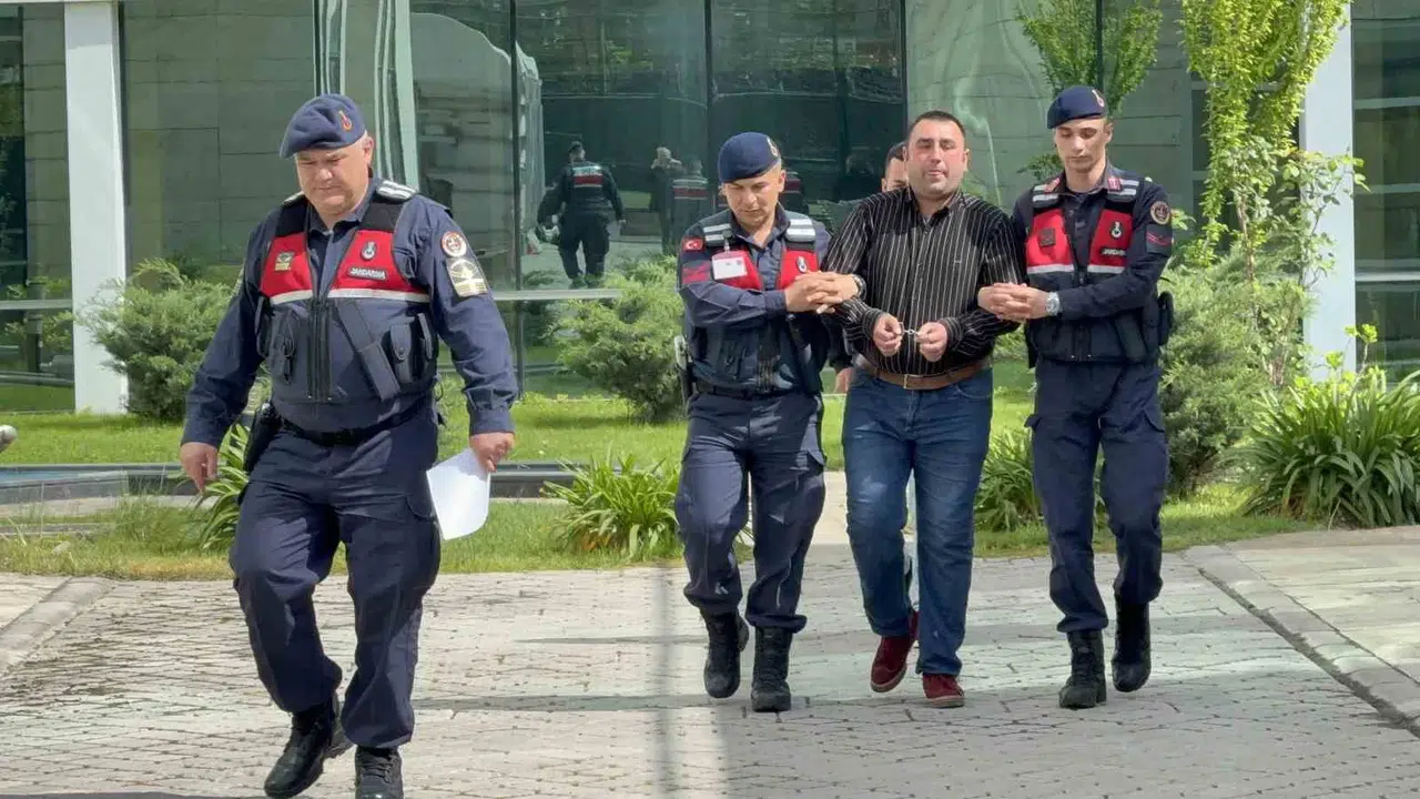 Samsun’da kan donduran olay:  Bıçakla üzerime gelince kendimi kaybettim