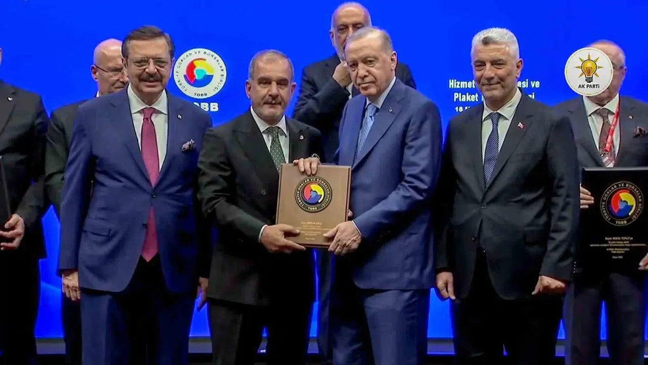 Ankara’da iş dünyasının zirvesi: Başkan İdris Alan’a Cumhurbaşkanı Erdoğan’dan onur nişanı