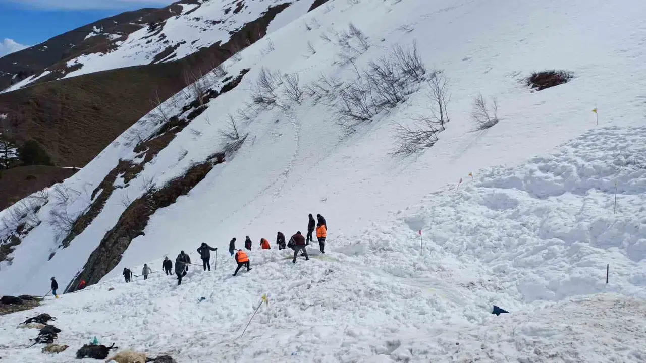 125 günlük acı bekleyiş sona erdi: Çığ altında kalan çobanın naaşına ulaşıldı
