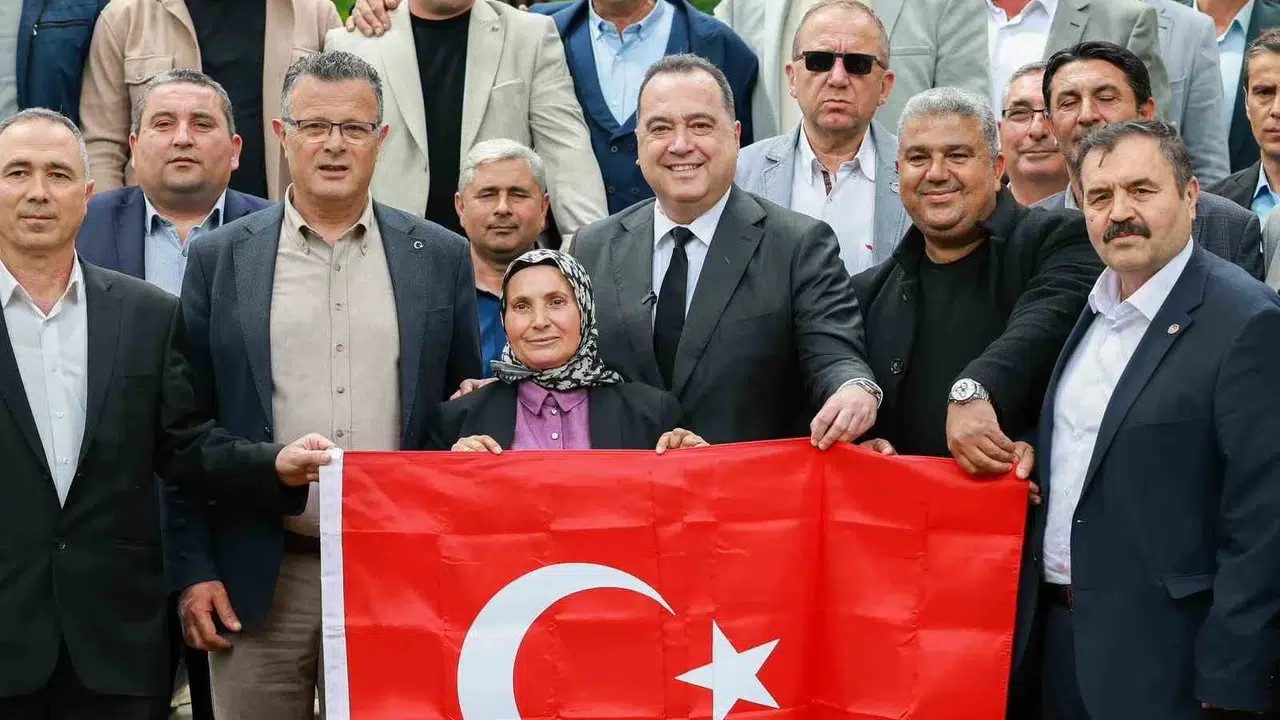 Alaşehir’de ortak akıl dönemi: Başkan Dutlulu muhtarlarla sahaya indi
