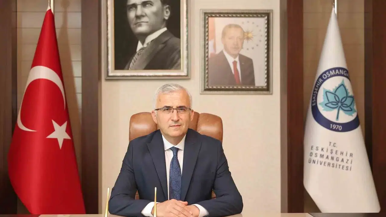 Rektör Çolak’tan gençlere 19 Mayıs çağrısı: Emanetin bekçisi sizsiniz