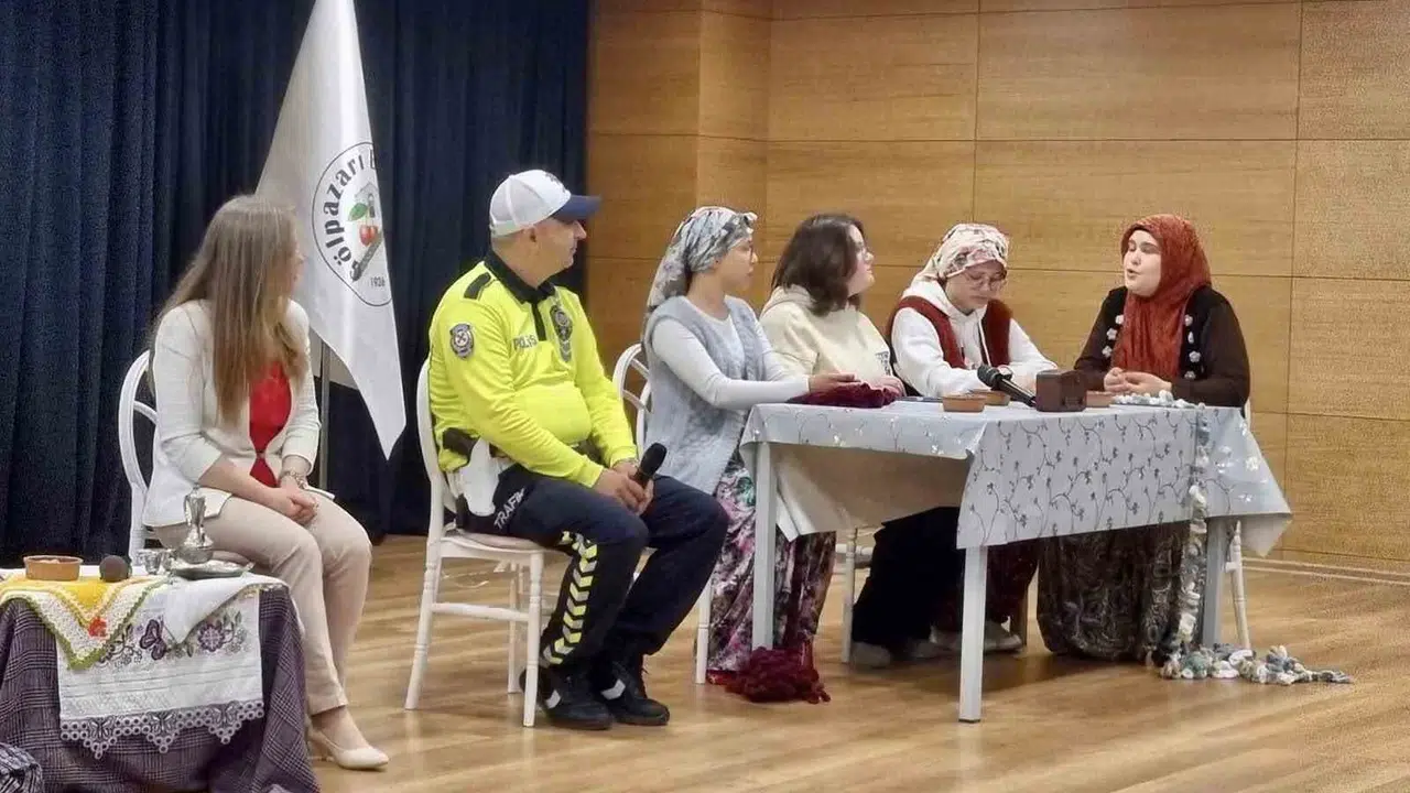 Saniyeler hayata tutunmayı sağlıyor: Gölpazarı’nda trafik bilinci seferberliği