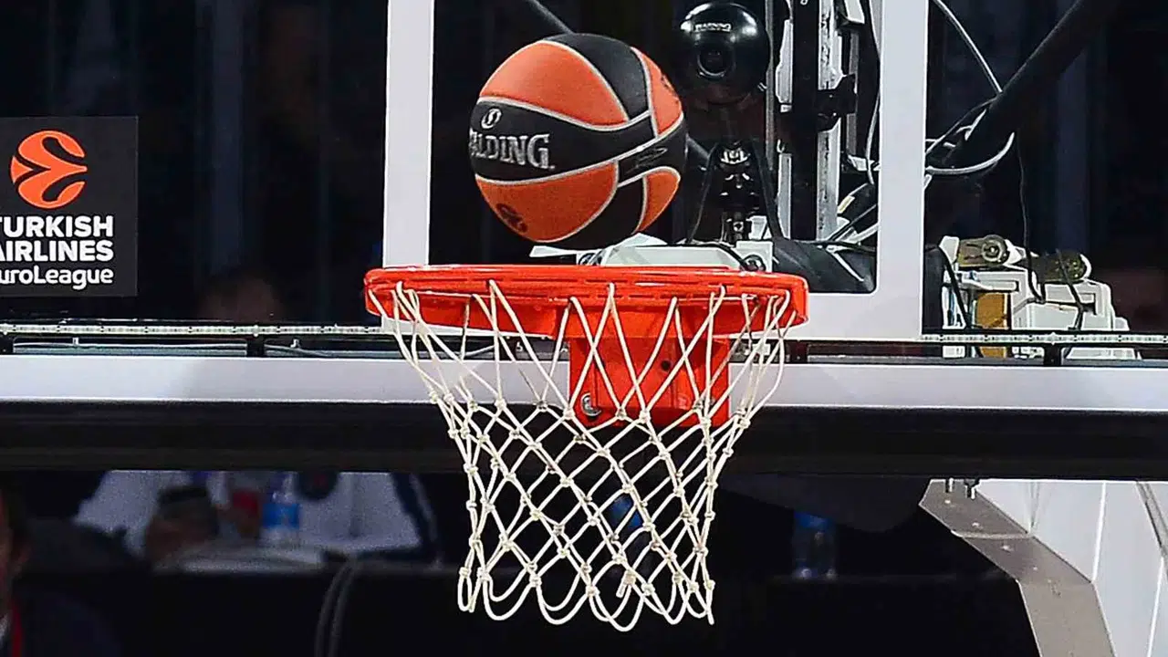 Avrupa basketbolunun zirvesi Atina’da buluşuyor: Kupa için geri sayım başladı