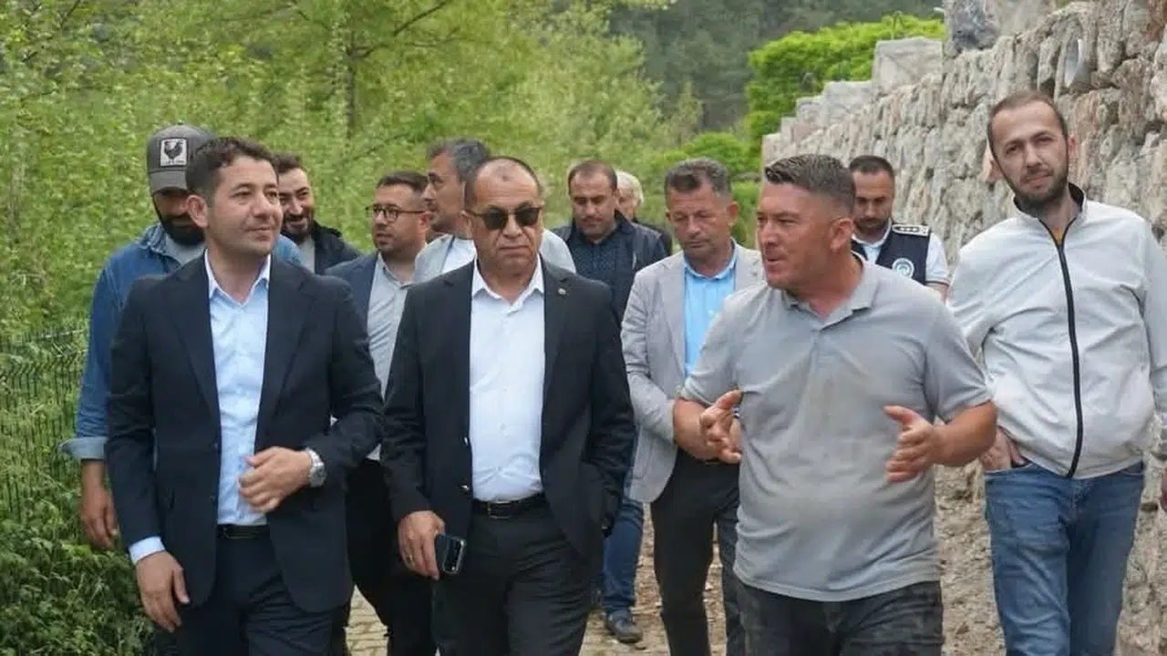 Feke’nin çehresi değişiyor: Başkan Özen vizyon projeler için kolları sıvadı