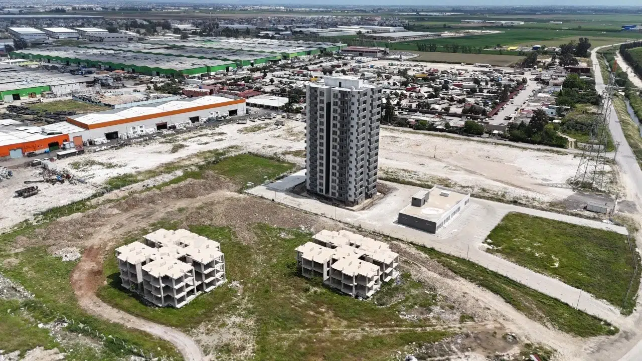 Adana’da  ucuz konut  hayali kabusa döndü: İşçilerin milyonları havaya uçtu