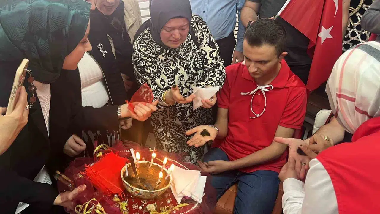 Vatan aşkı engel tanımaz: Çorum’da özel bireyler için duygusal asker uğurlaması