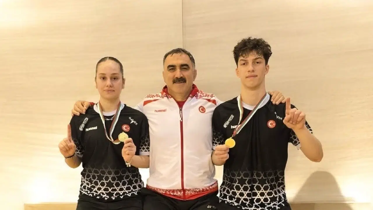 Badmintonun yeni yıldızları Erzincan'dan çıktı: Milli takımın gurur tablosu oldular