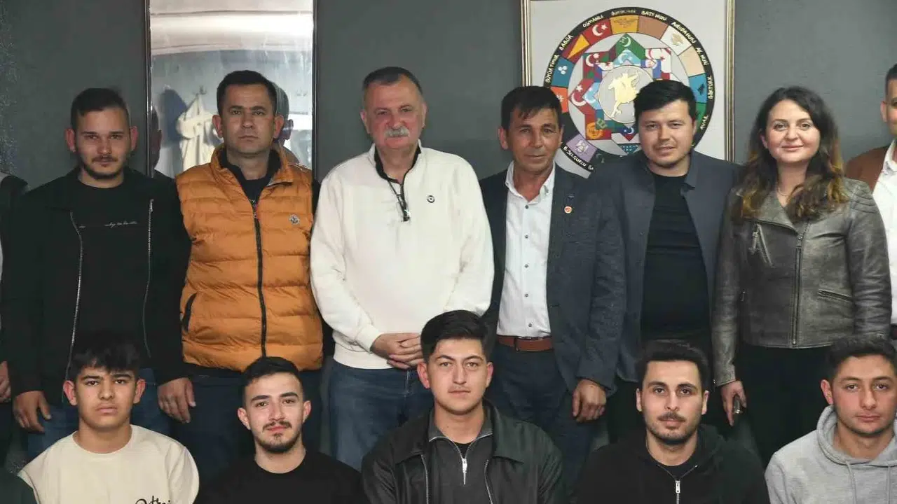 Başkan Balaban’dan Akçaköy’e müjde: Gençlerin halı saha hayali gerçek oluyor