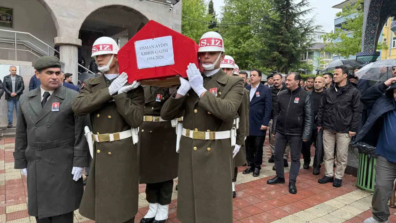 Vatan toprağına emanet: Kıbrıs gazisi Osman Aydın dualarla uğurlandı